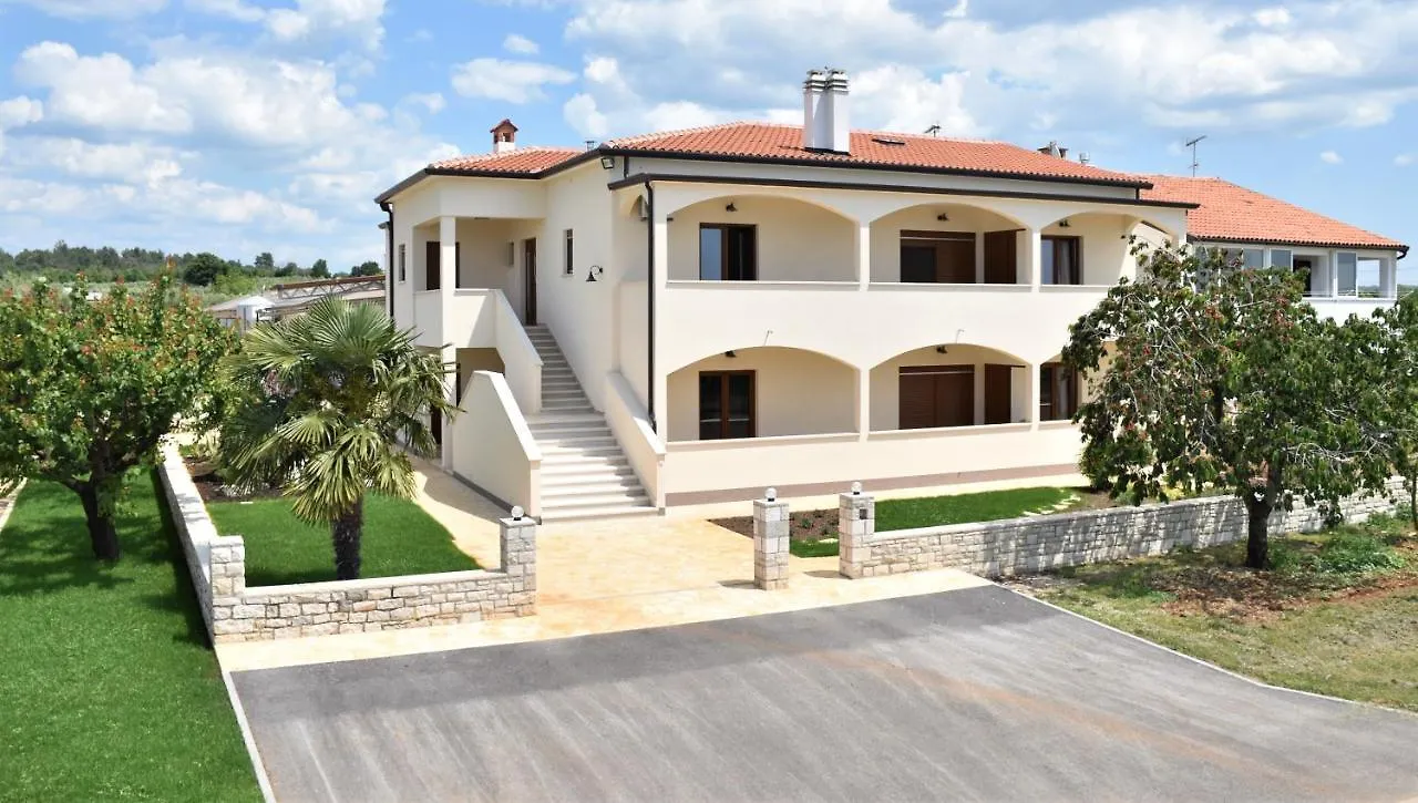 Apartmani Diana Novigrad Istria