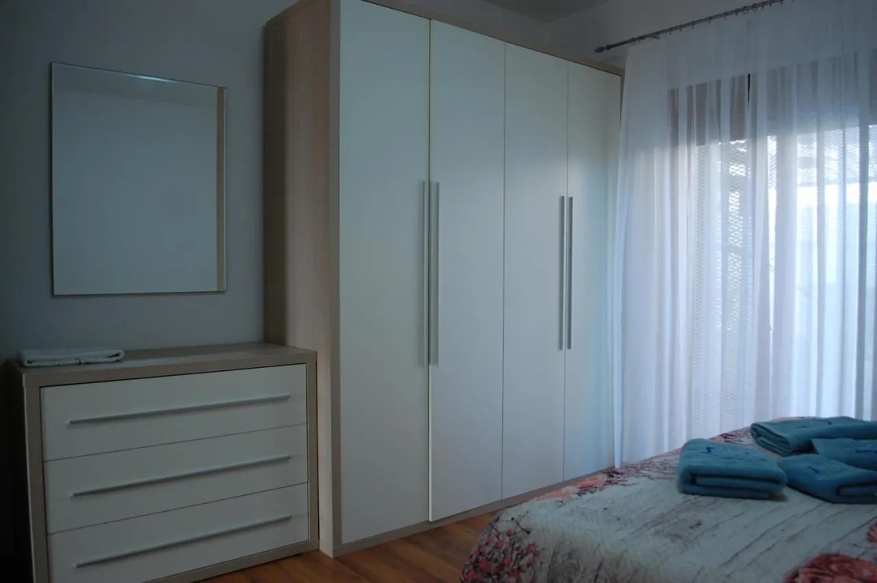 Apartment Apartmani Diana Novigrad  Croatia